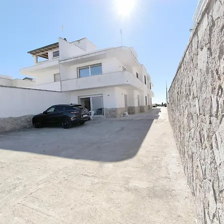 Apartman La Torre Piano Terra Sul Mare Puglia On Line *