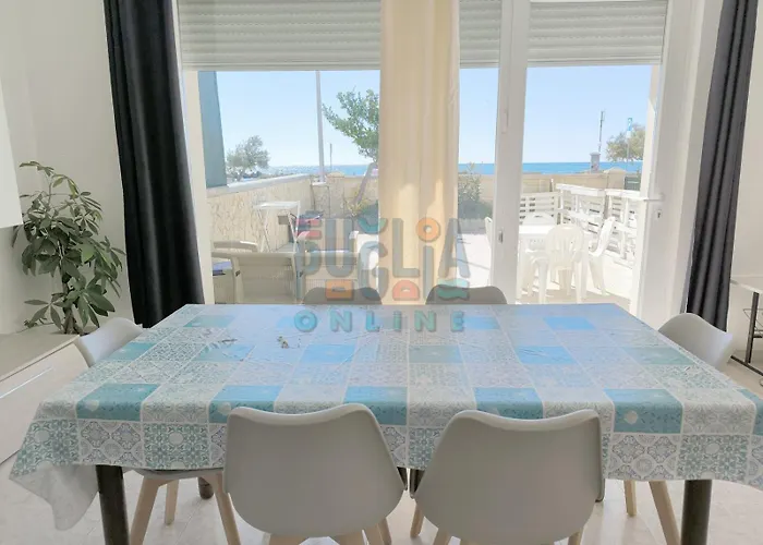 Apartman La Torre Piano Terra Sul Mare Puglia On Line Torre Mozza